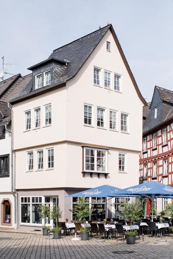 Designapartment Im Herzen Der Altstadt - 7 Guests - 3 Bedrooms - 2 Bathrooms Limburg an der Lahn Exterior photo